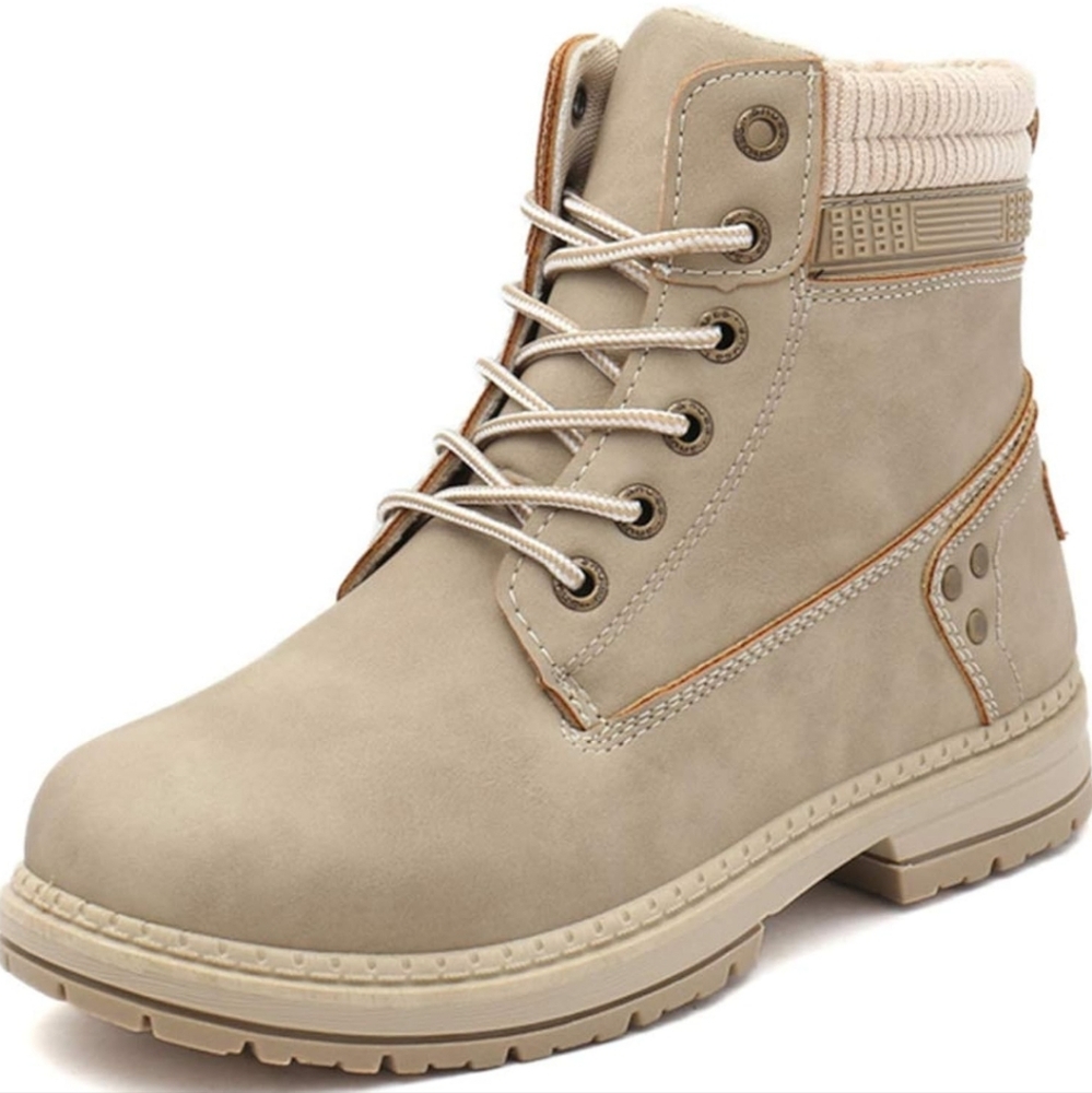Size 8.5 Boot